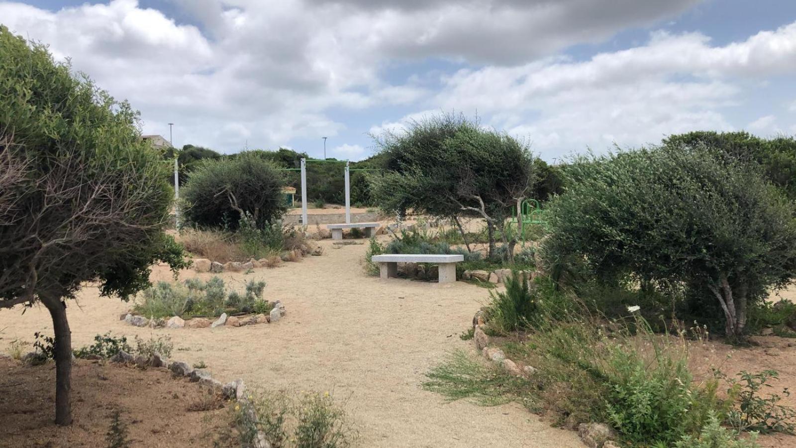 Lotus Wellness - Ginestre - - Sardinia *