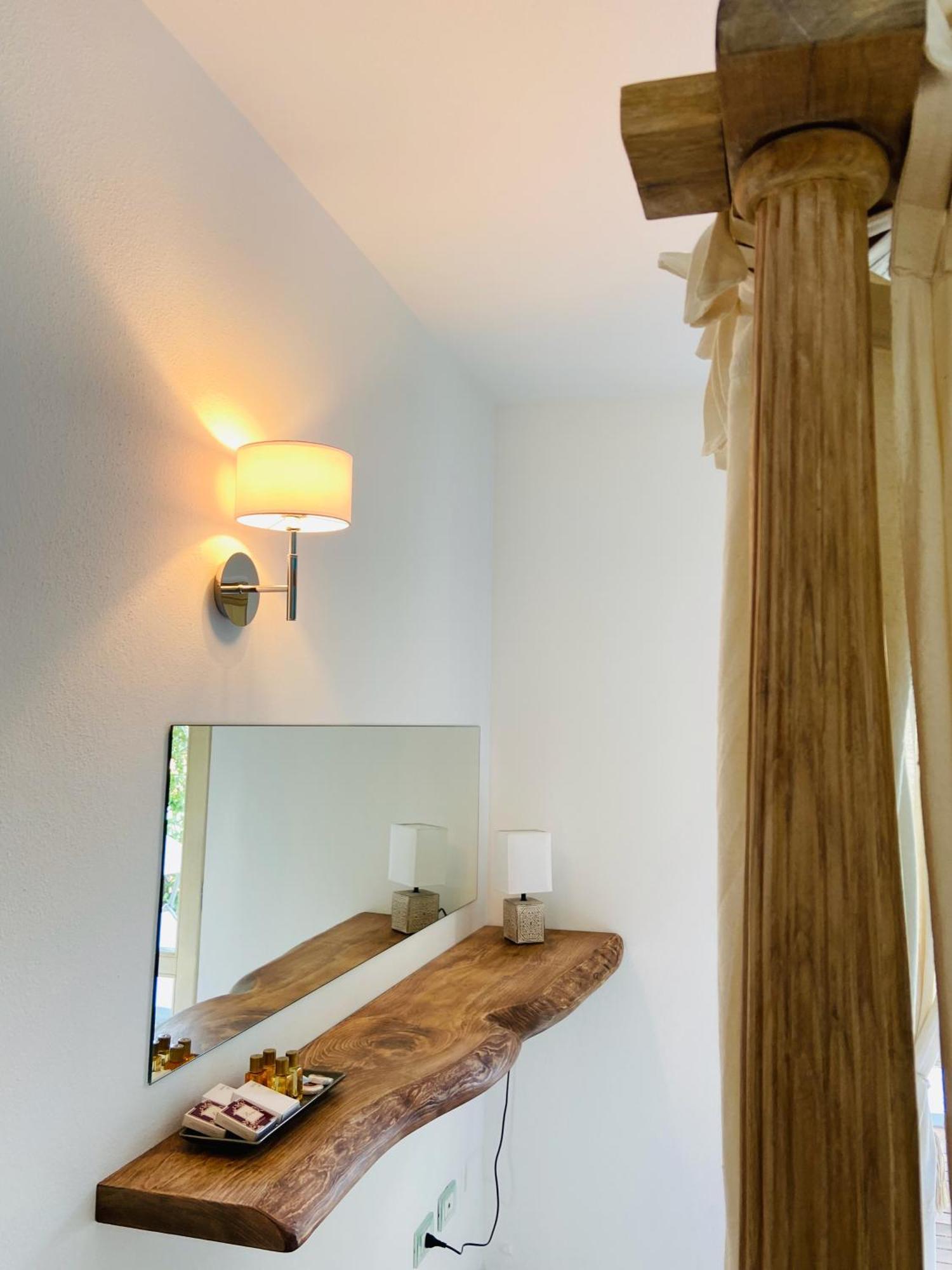 Lotus Wellness - Ginestre - - Sardinia *
