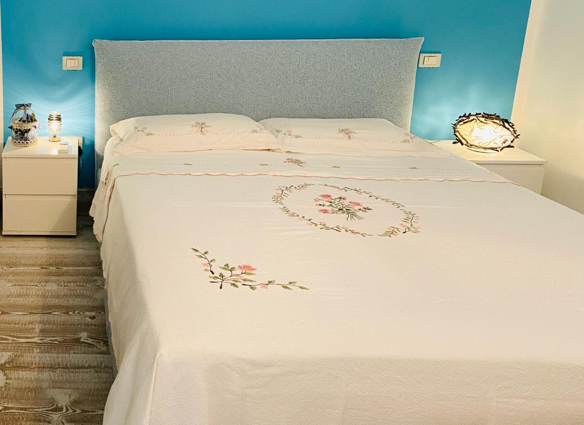 Lotus Wellness - Ginestre - - Sardinia
